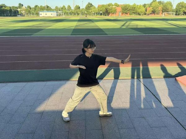 William威廉英国成功举办第二期“古韵新动”校园传统体育运动赛