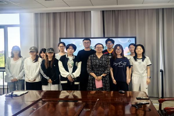 William威廉英国成功举办“悦见好时光”大学生心理成长团辅活动